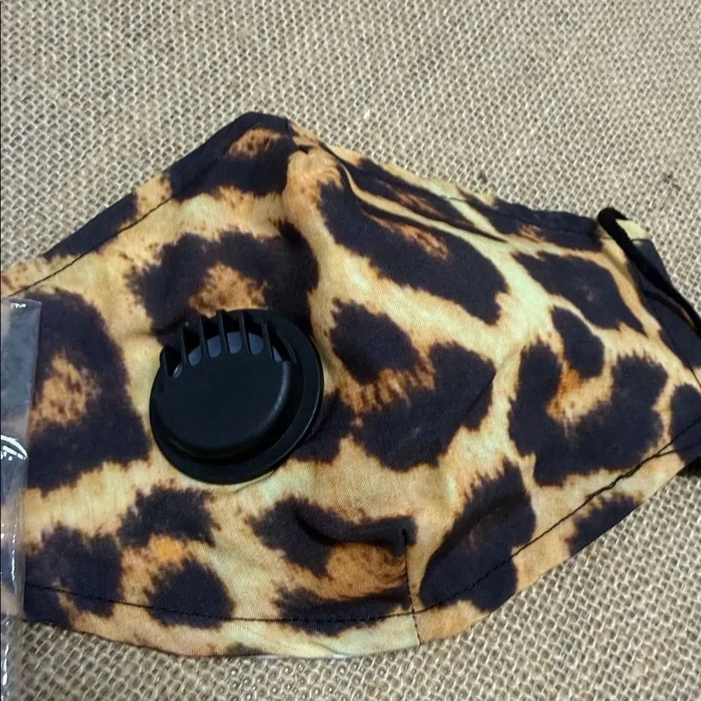 NEW Face Mask Extra Insert Filter NWT - Leopard Adjustable